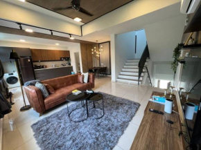 Weekend getaway house - Pool table, KTV, BBQ